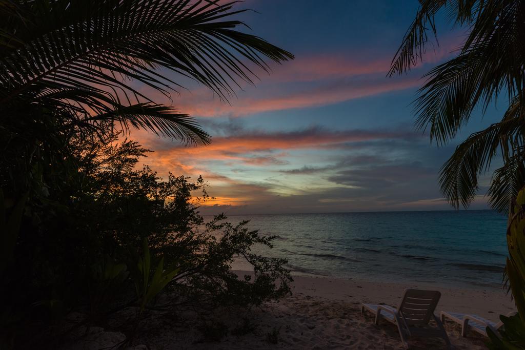 White Sand Dhigurah Dhigurah  Exteriör bild